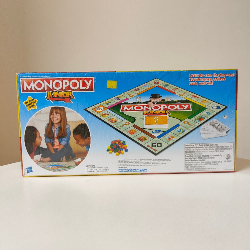 Monopoly Grab & Go Board Game, Games & puzzles for Families and Friends, Toys for Kids, Boys and Girls Ages 8 and Up, Games for 2 - 4 players