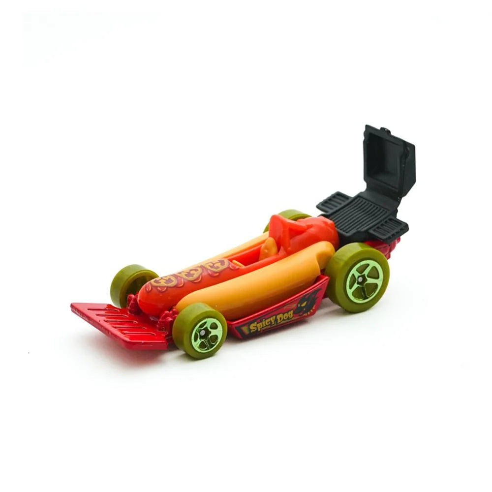 Hot Wheels Diecast Car - Street Wiener (Hot Dog Themed - Fast Foodie Edition)