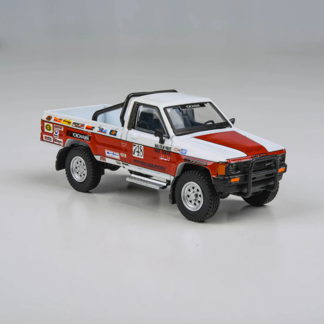 Toyota Hilux 1987 Mojave 250 Scale 1:64