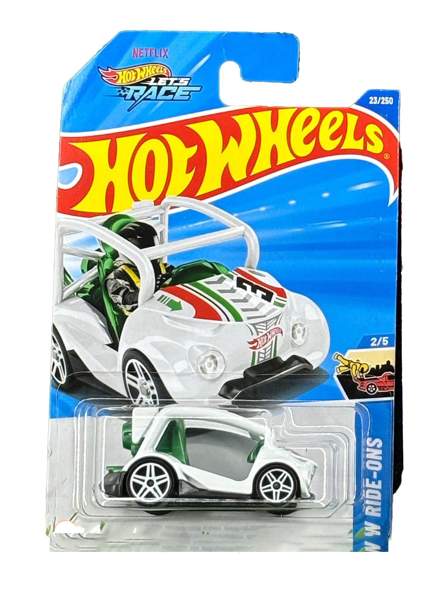 kidonex Hot Wheels Netflix 'Hot Wheels Race' VW Ride-Ons