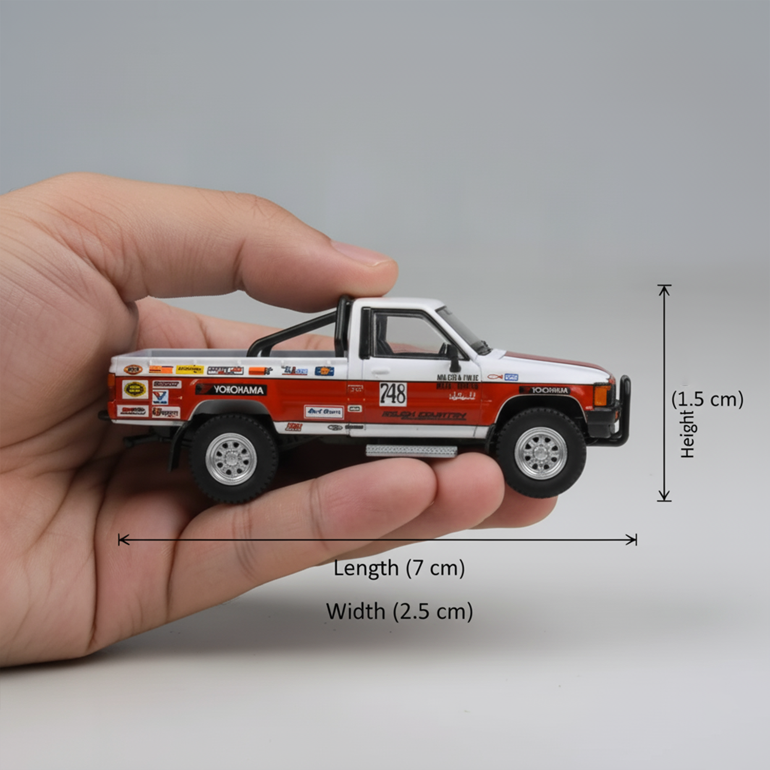 Toyota Hilux 1987 Mojave 250 Scale 1:64
